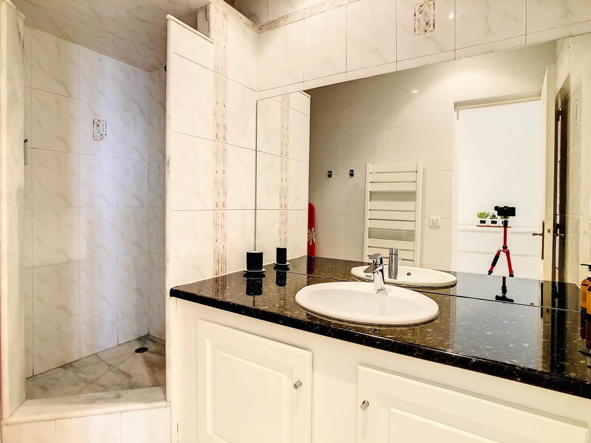 1 Bedroom Flat With Balcony Cannes Center Croisette 6Ppl Ngoại thất bức ảnh
